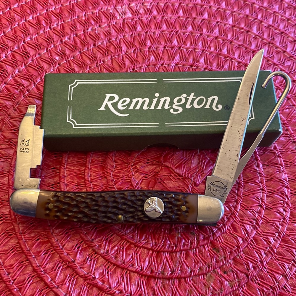 Remington UMC USA R1 Delrin Upland bird knife with choke blade – with box